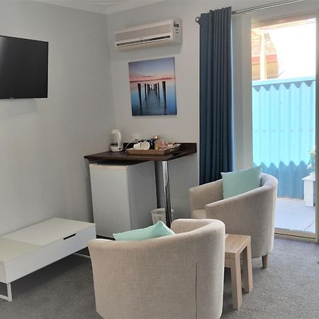ロッキンガム パーム ビーチ ベッド&ブレックファースト Bed & Breakfast エクステリア 写真